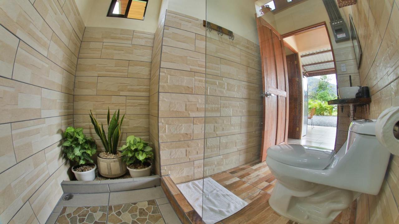 Chongo'S Place Familiar La Fortuna Dış mekan fotoğraf
